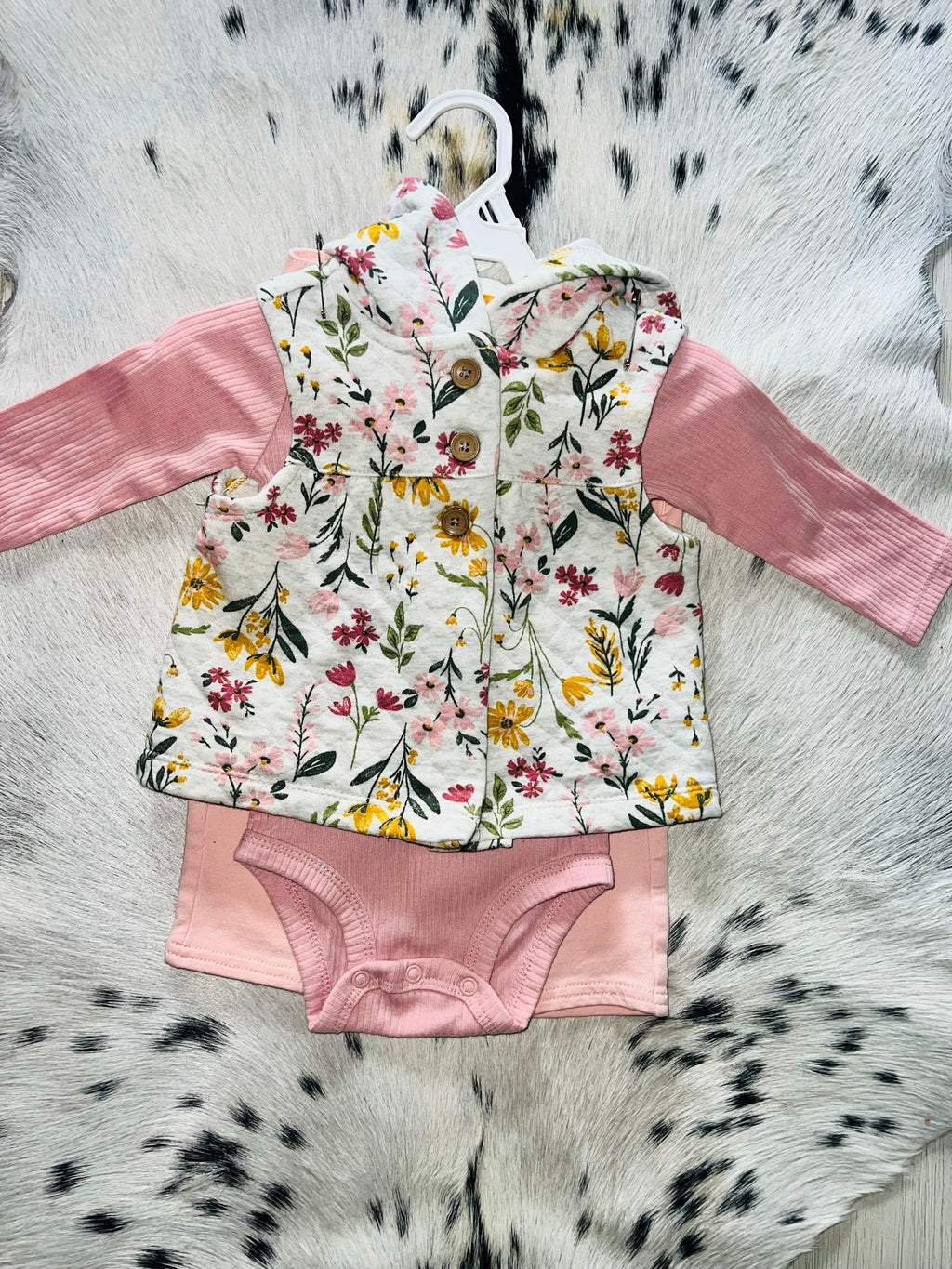 Carters 3-Piece Floral Vest Set 9m