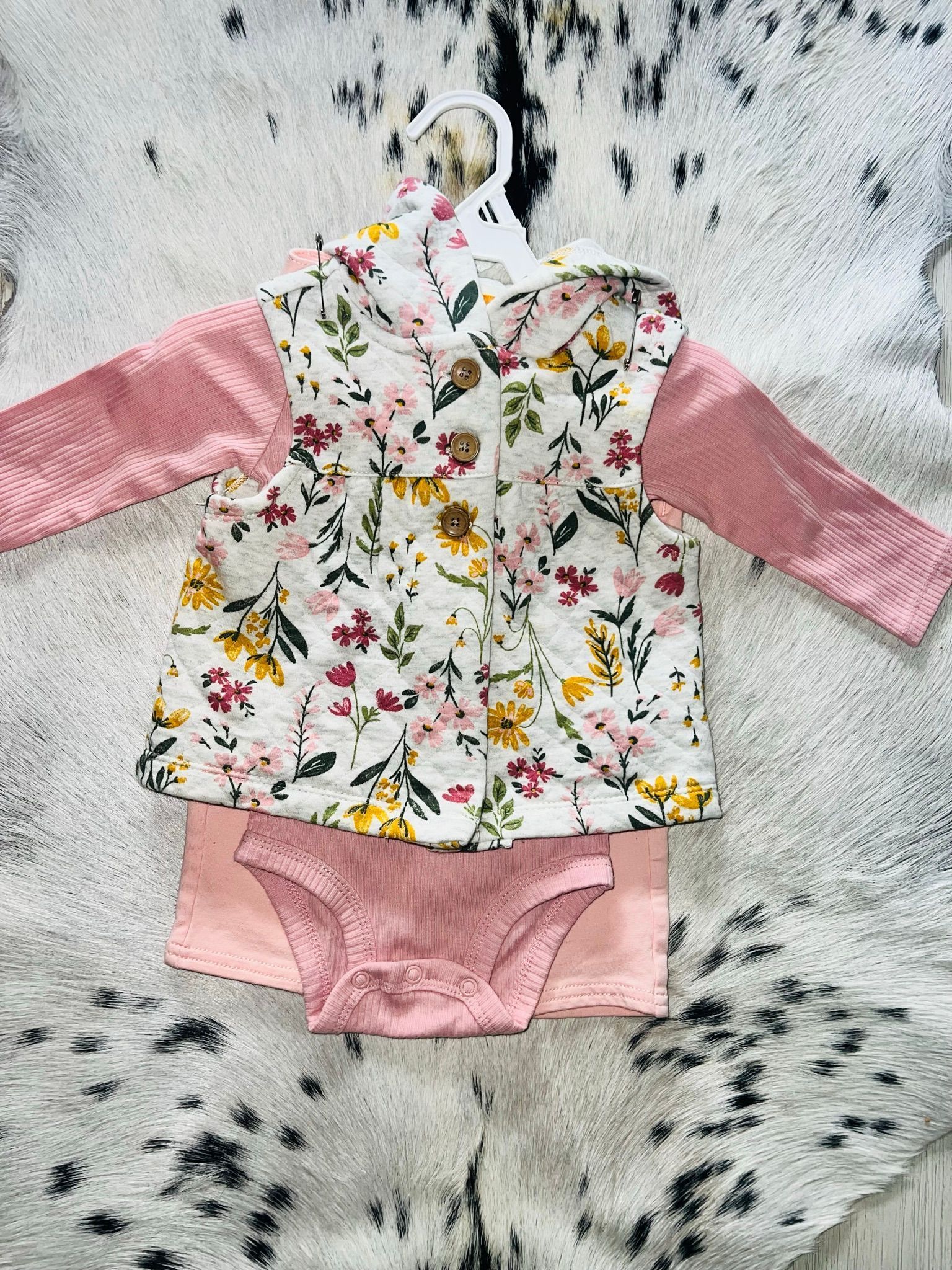 Carters 3-Piece Floral Vest Set 9m